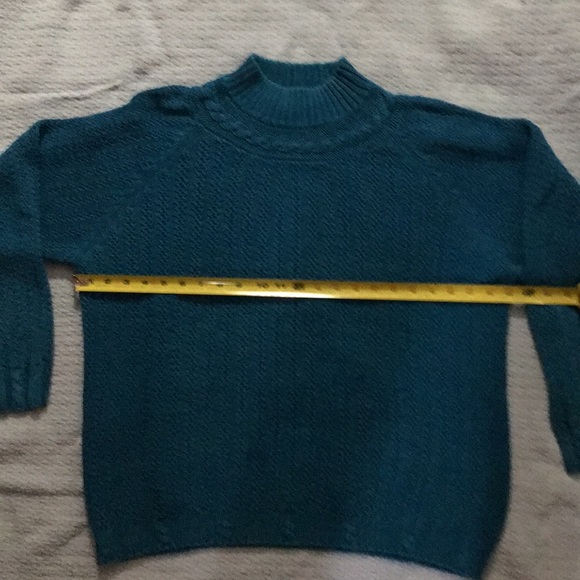 Vintage American Weekend mock turtleneck sweater. - Picture 3 of 5